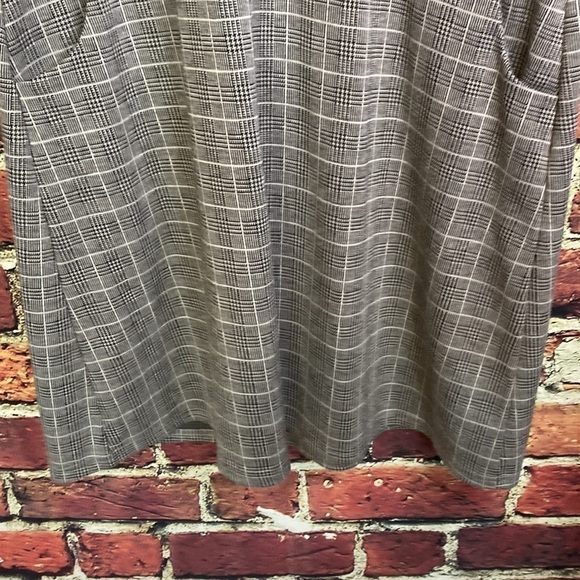 Papillon Grey Pull Over Collared Dress with Pockets Size L - Picture 8 of 17